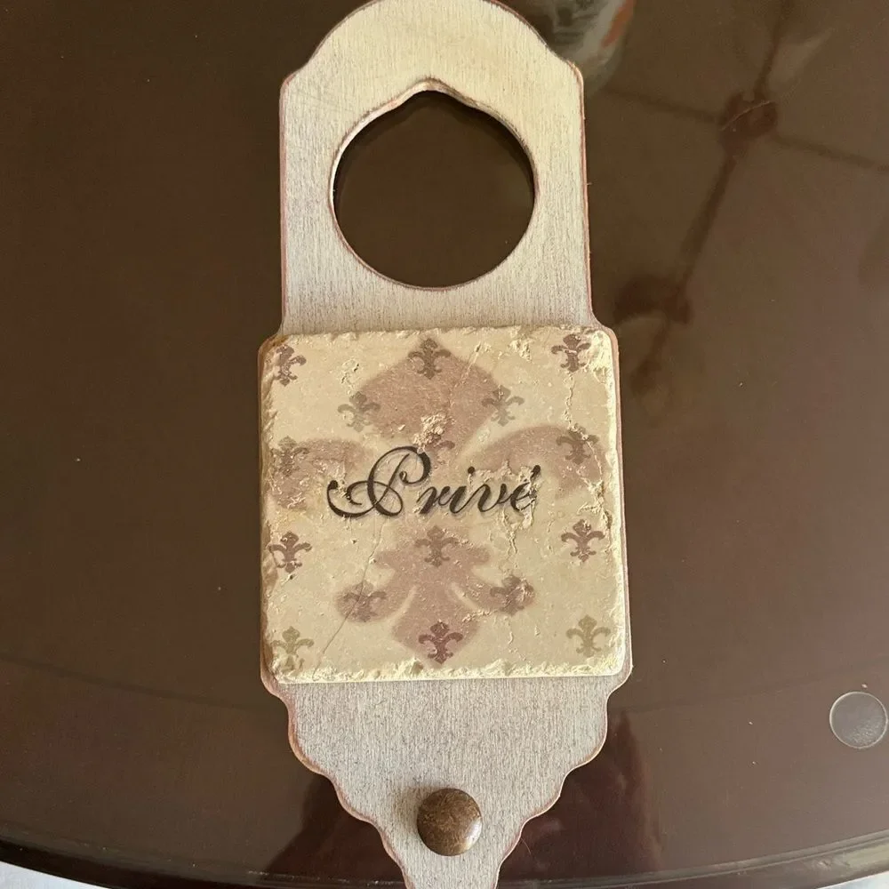Prive’ Door Hanger Sign!